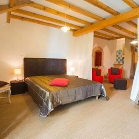 Du Canabal Bed & Breakfast *